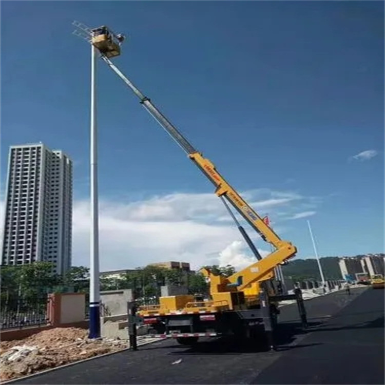 滕州维修路灯的曲臂升降车出租