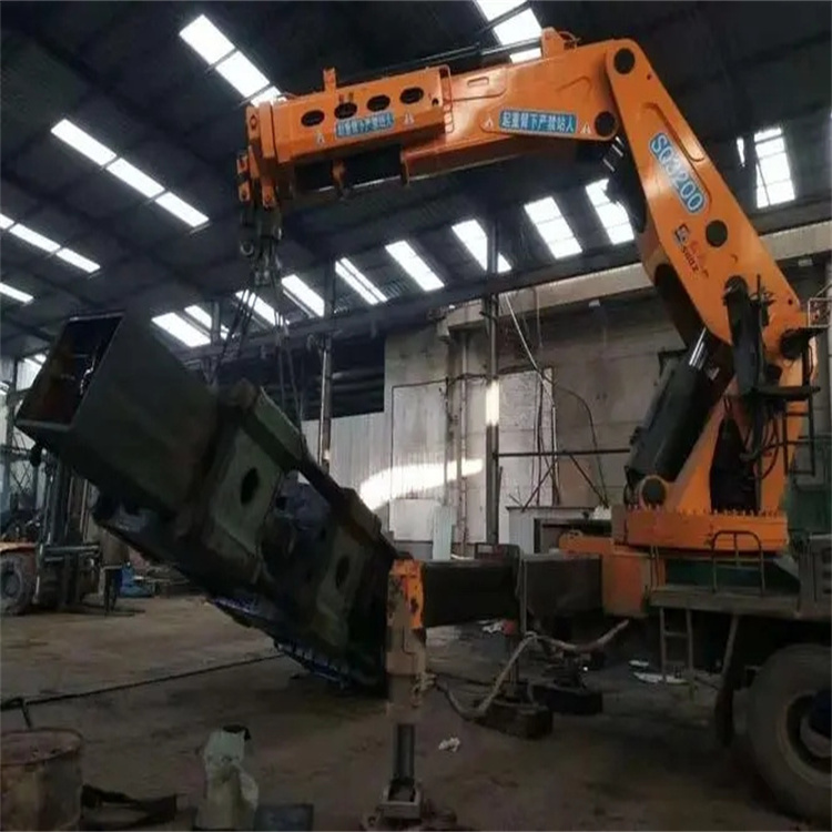 滕州200吨折臂吊出租