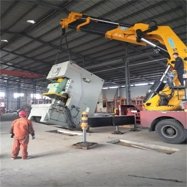 滕州80吨折臂吊车出租附近电话