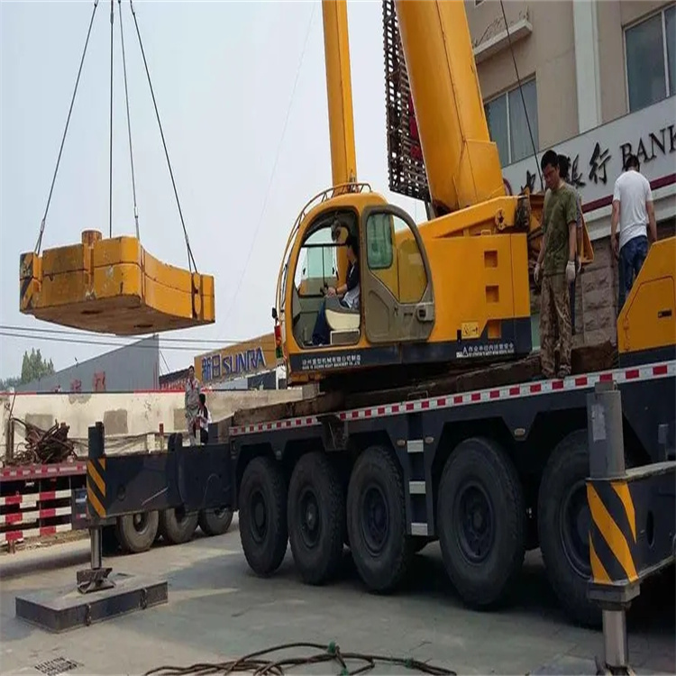 滕州当地吊车出租|机器吊装|75吨|工厂搬迁服务